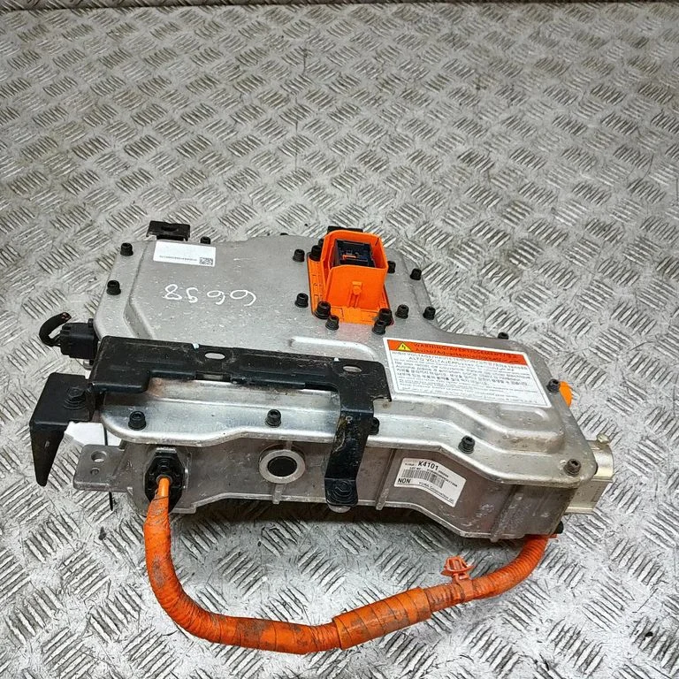 Voltage converter inverter – KIA Niro (2016-2022)