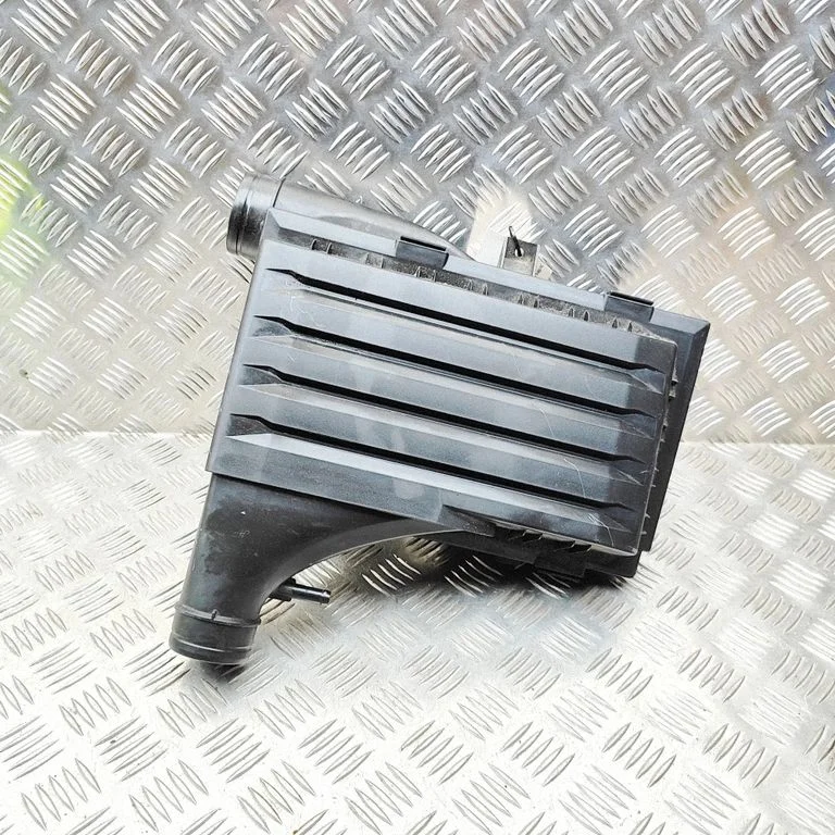 Õhufiltri korpus 04E129611L