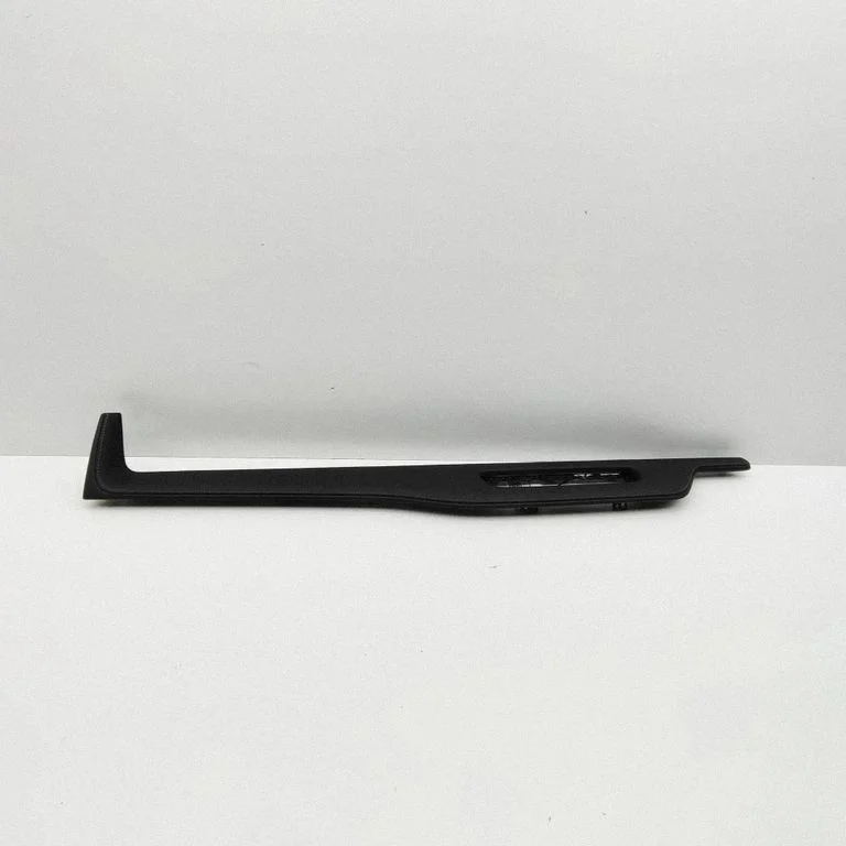 Dashboard glove box trim 11458357