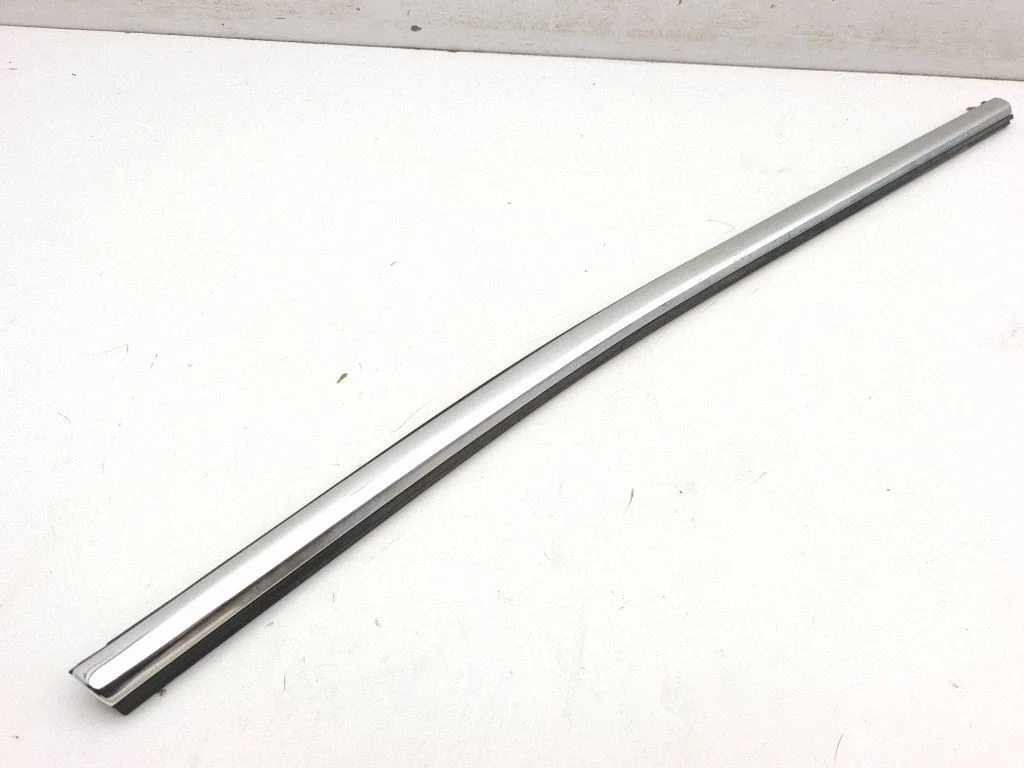 Rear door glass trim molding – left