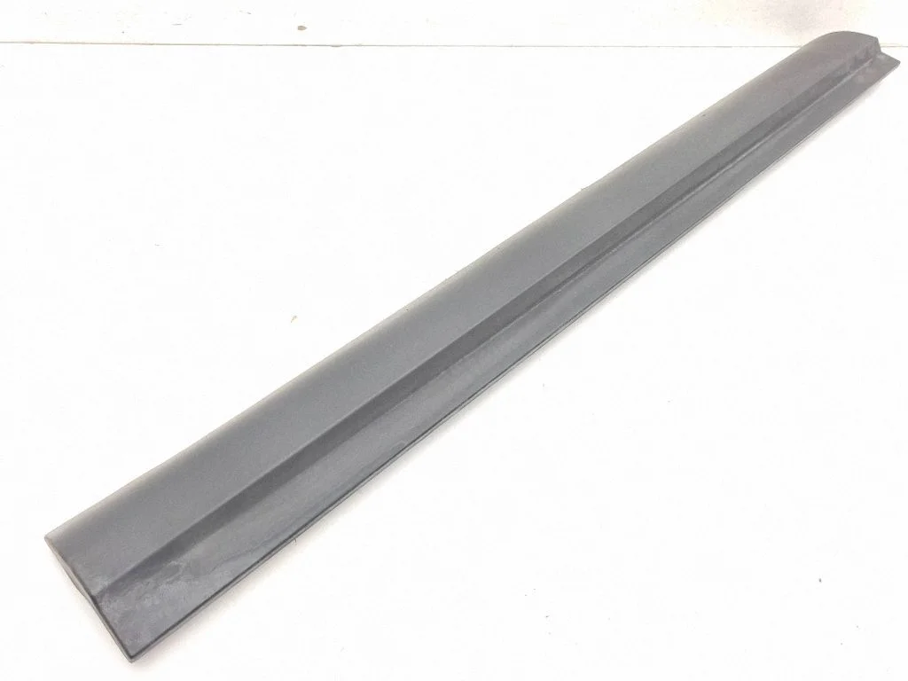 Front door trim (molding) 670035235