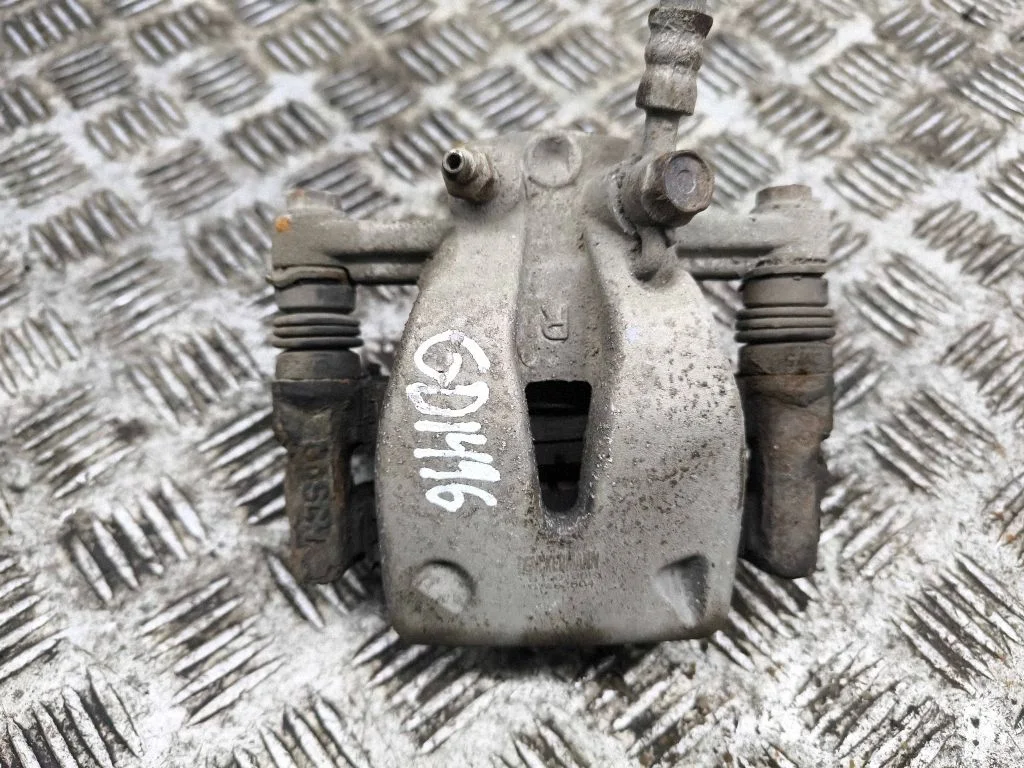 Tagumine pidurisadul – parem