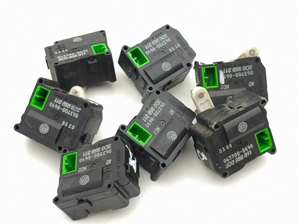 Air flap motor/actuator 3D0959311