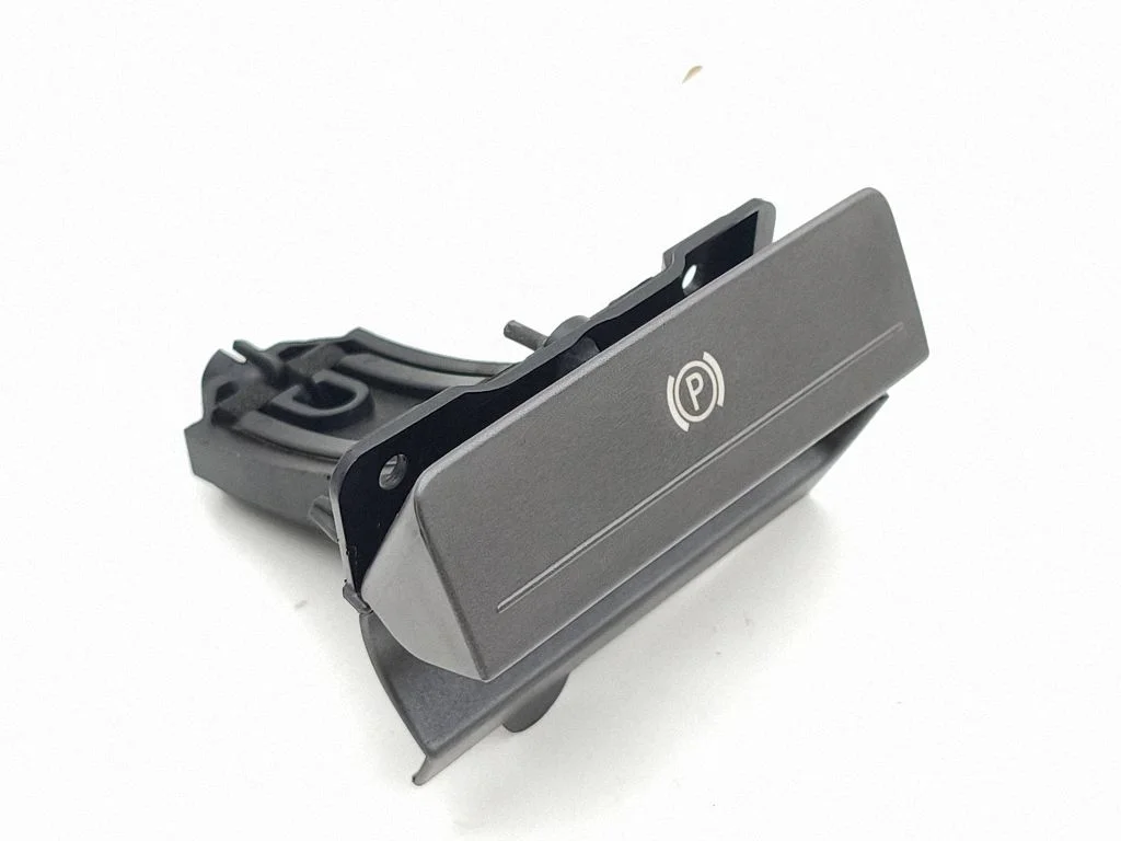 Hand brake release handle 3D1712305