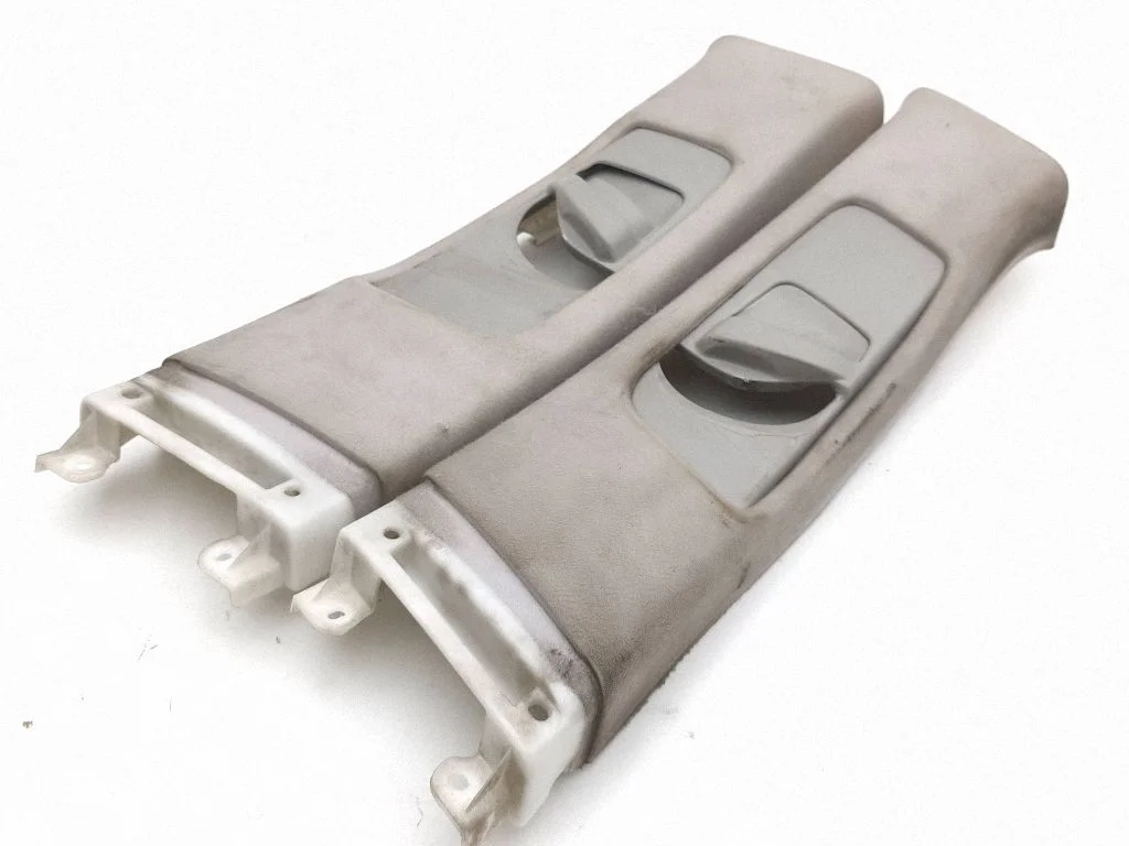(B) pillar trim (top) – Toyota Corolla Verso AR10 (2004-2009)