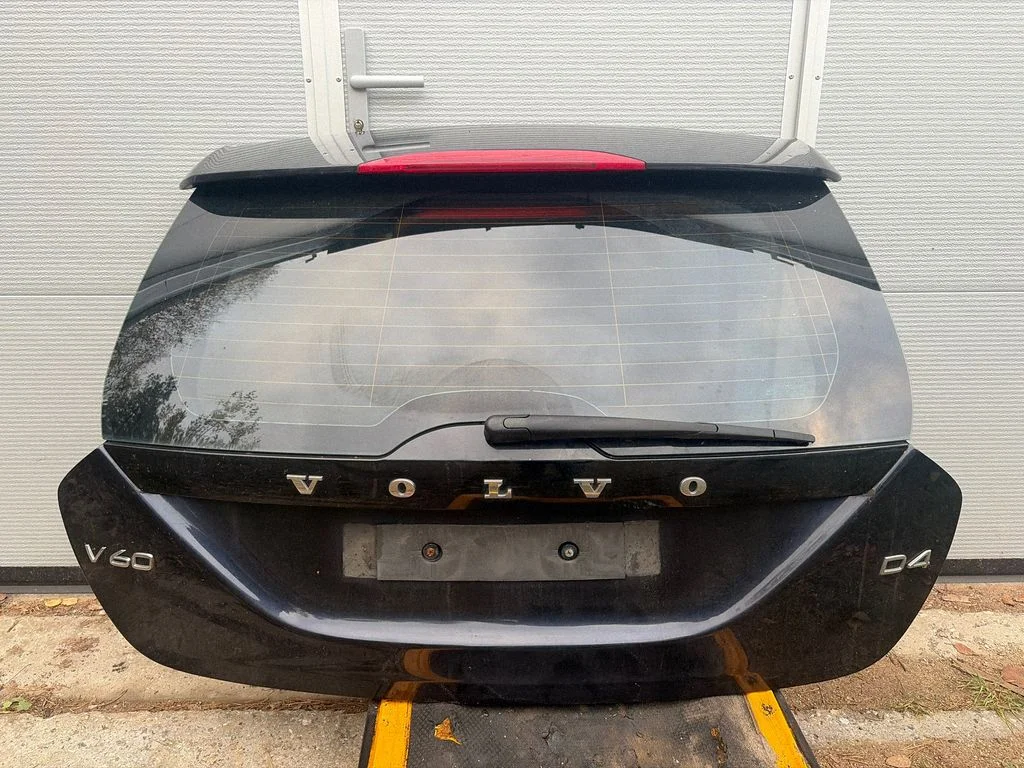 Tailgate/trunk/boot lid