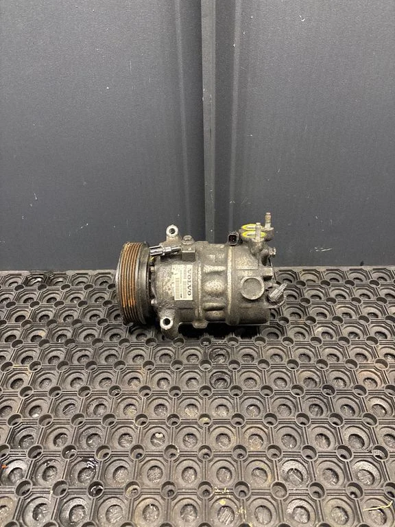 Air conditioning (A/C) compressor (pump) – Volvo V60 (2013-2018)