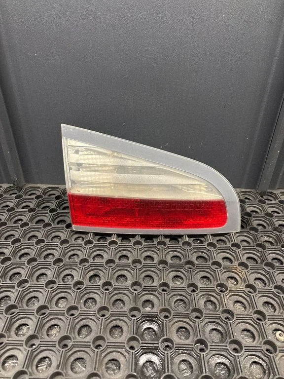 Tailgate rear/tail lights 6M2113A603AK