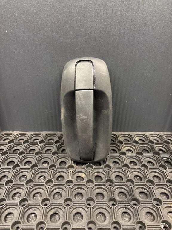 Front door exterior handle – Renault Trafic II (X83) (2001-2014)