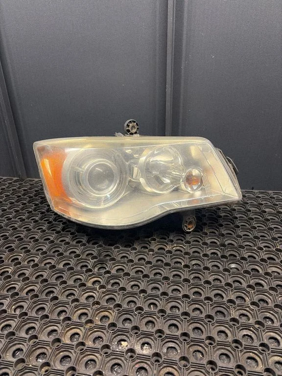 Headlight/headlamp 05113338AE