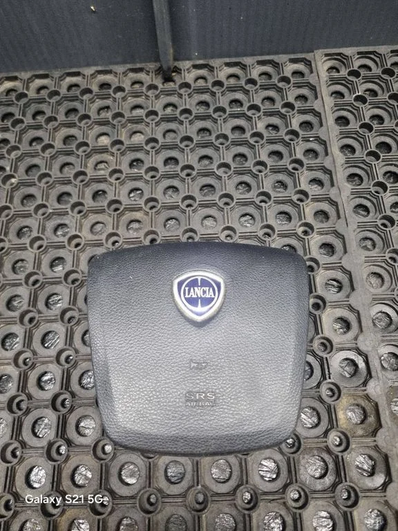 Steering wheel airbag 1TW45DX9AC
