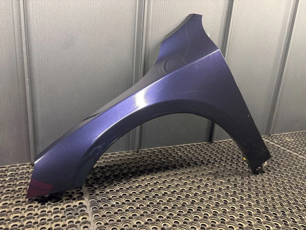 Fender – Volvo V60 (2013-2018)