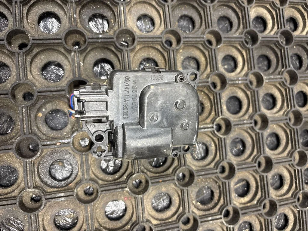 Air flap motor/actuator M8679001