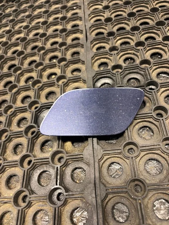 Headlight washer spray nozzle cap/cover 31323844