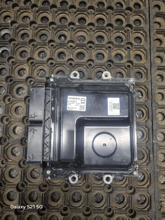 Engine control unit/module 31452623