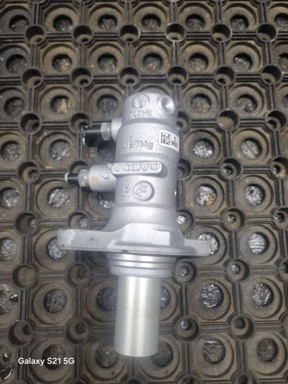 Master brake cylinder A426K