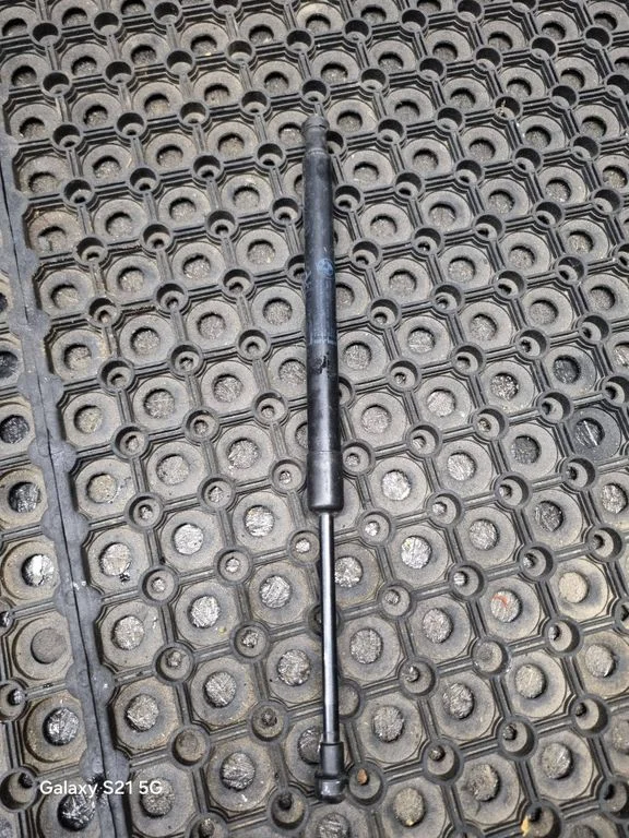 Tailgate/trunk strut/damper 0224640320N