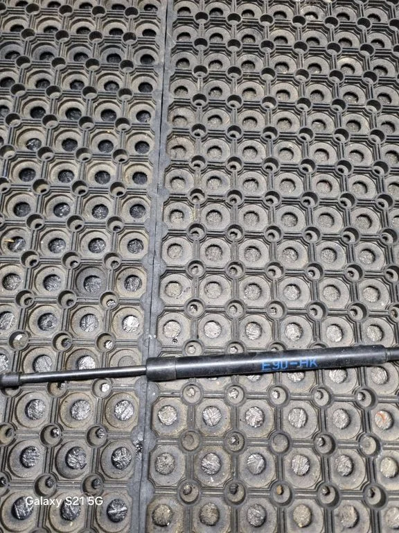 Tailgate/trunk strut/damper 7060623