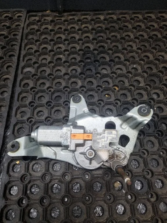 Rear window wiper motor – Nissan X-Trail T31 (2007-2014)
