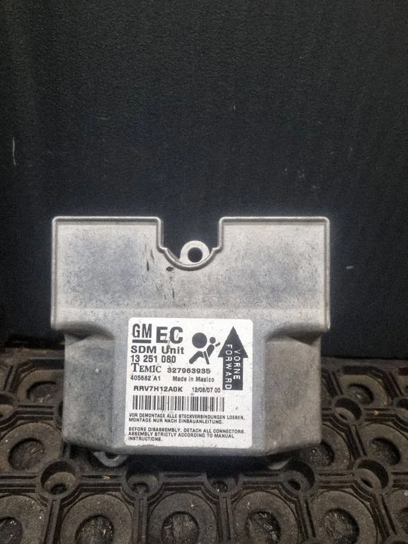Airbag control unit/module 13251080
