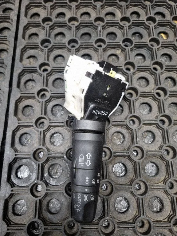 Wiper control stalk N1LES14425