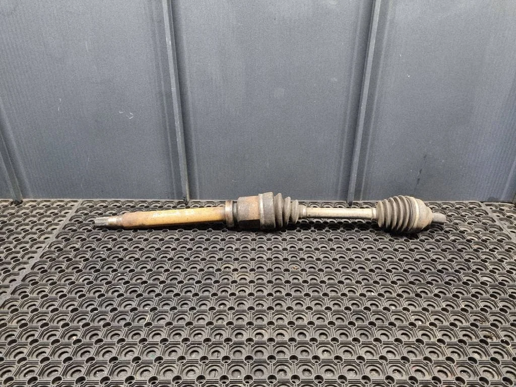 Front driveshaft