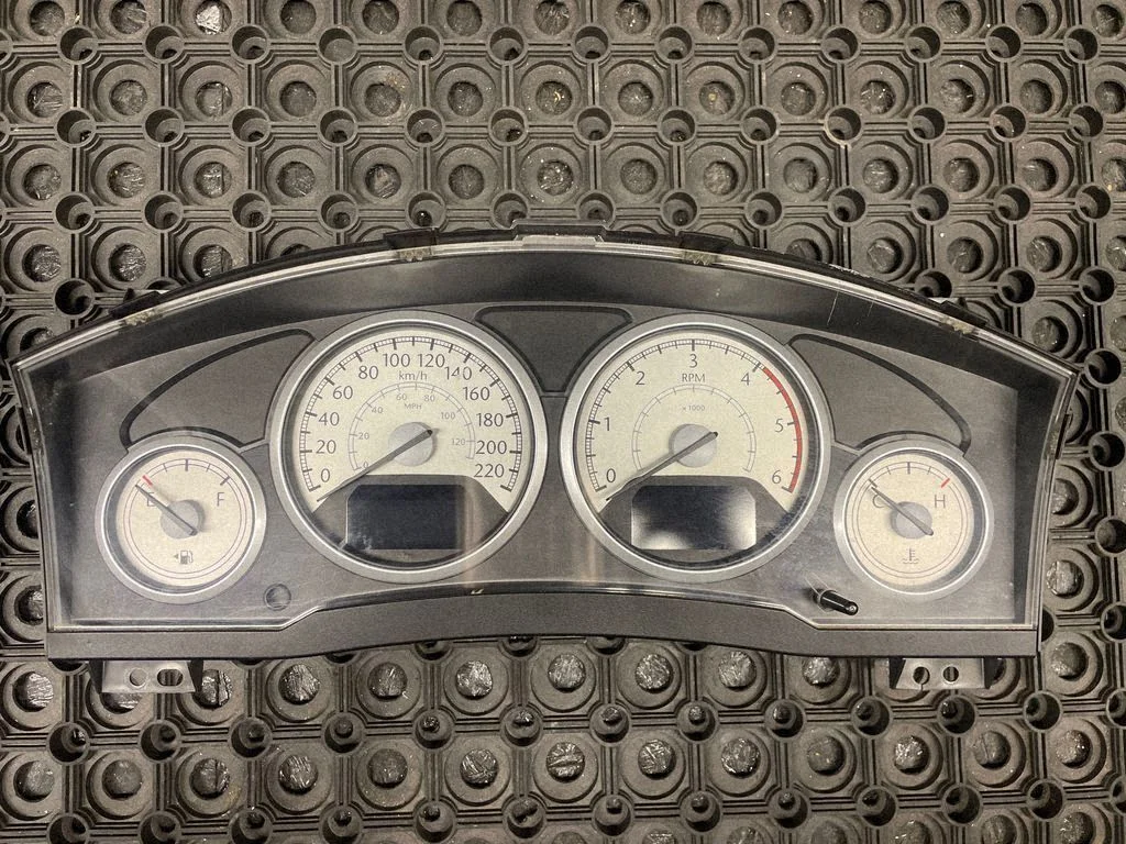 Speedometer (instrument cluster) – Chrysler Grand Voyager V (2007-2015)