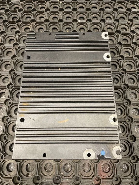 Sound amplifier – Volvo V50 (2008-2012)