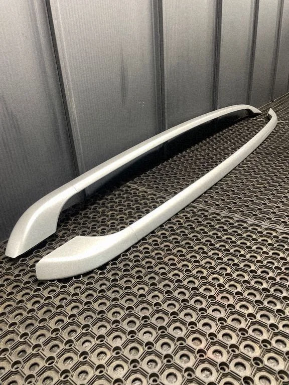 Roof bar rail – Volvo V50 (2008-2012)