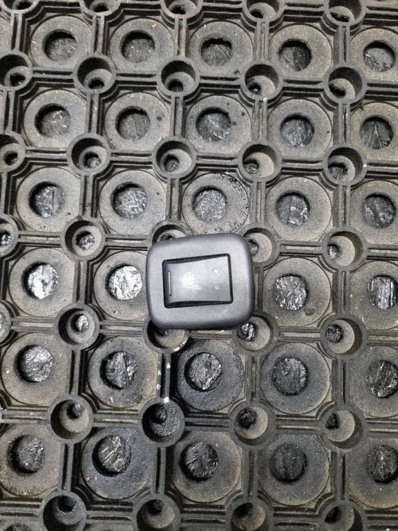 Seat heating switch 1FB12DX9AA