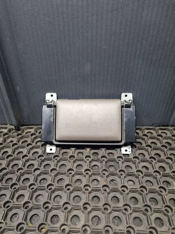 Screen/display/small screen – Volvo V50 (2008-2012)