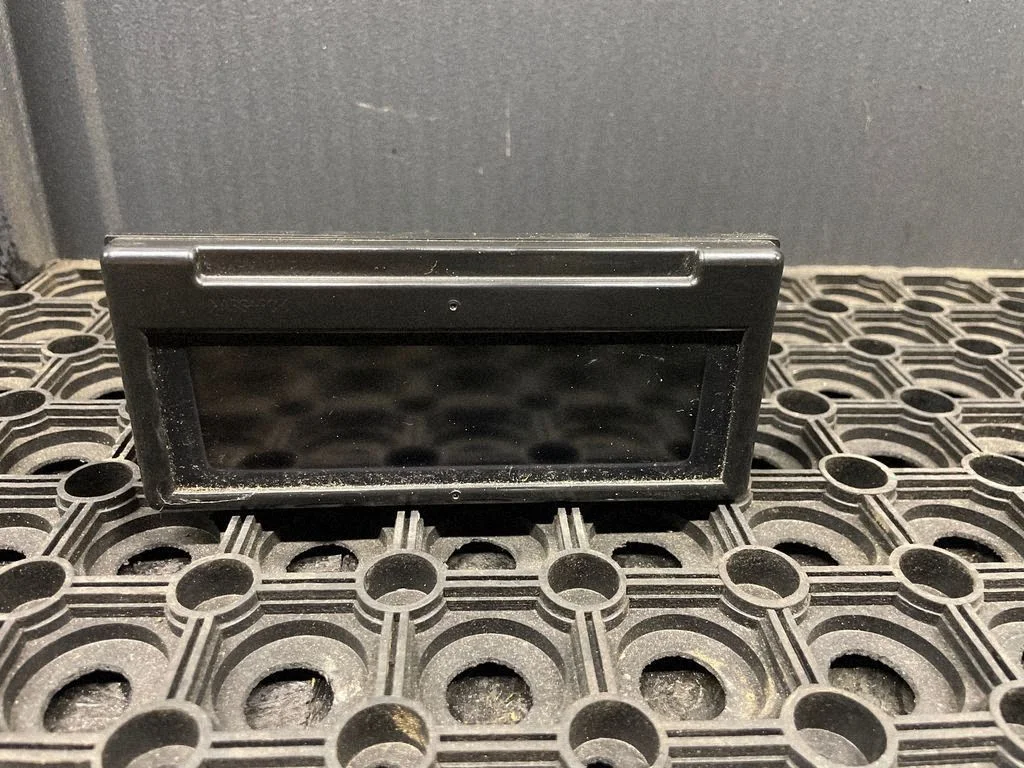 Screen/display/small screen – Volvo V50 (2008-2012)