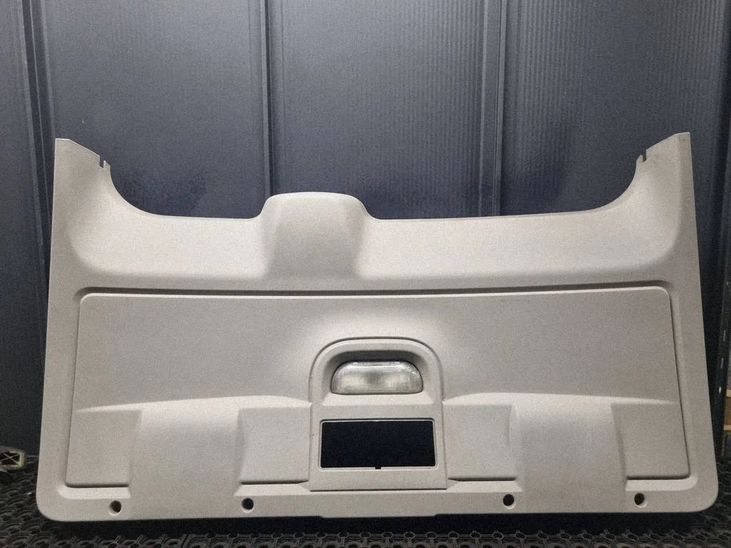 Tailgate/boot lid cover trim – Chrysler Grand Voyager V (2007-2015)