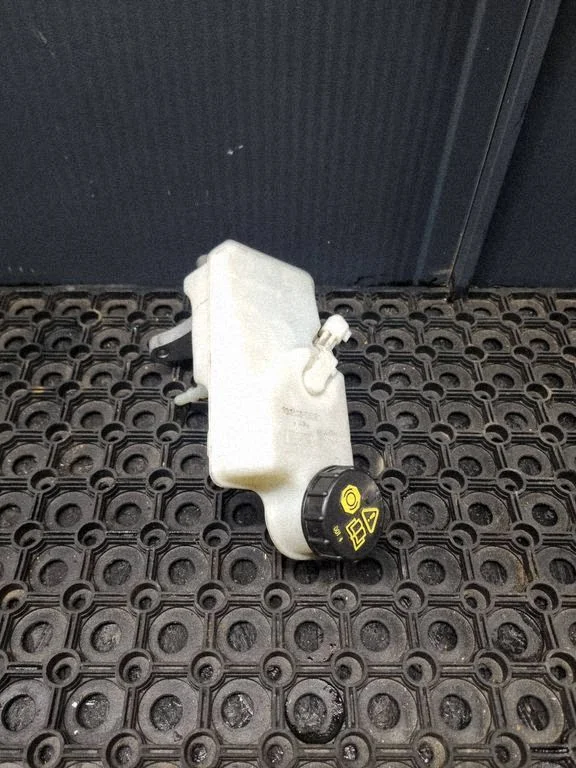 Master brake cylinder 03350886561