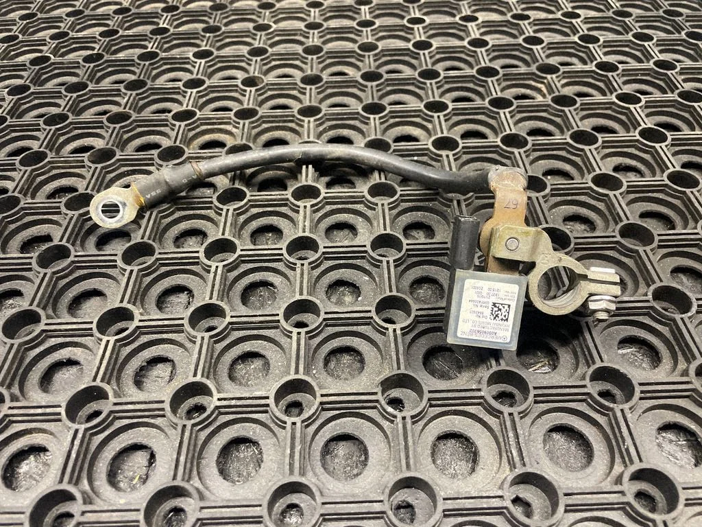 Negative earth cable (battery) – Mercedes-Benz E-Class W212 (2009-2016)