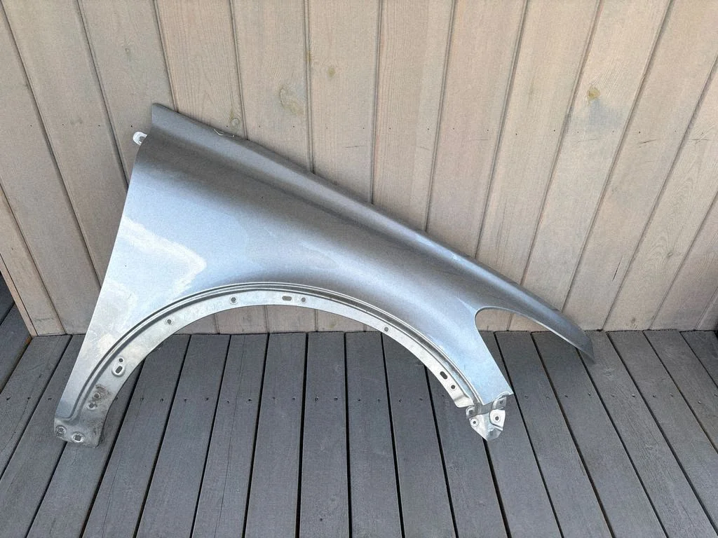 Fender – Volvo C30 (2010-2013)