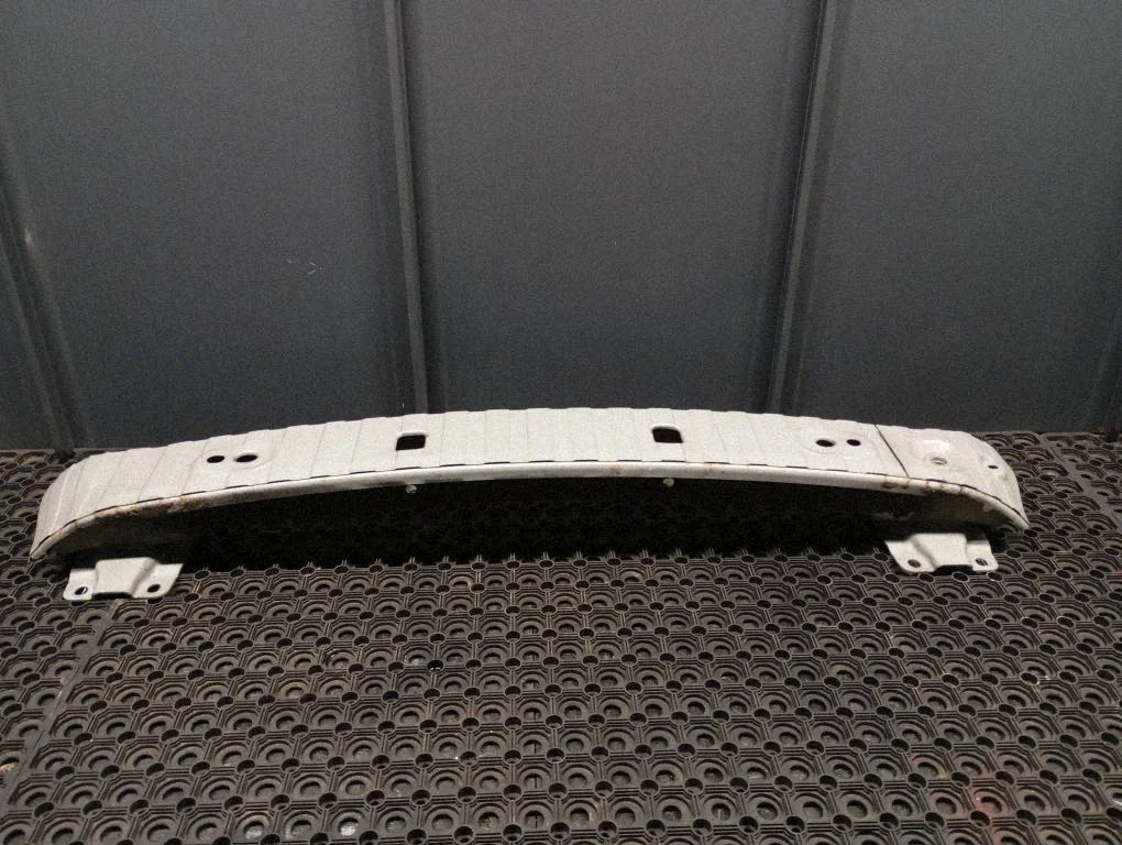 Rear bumper cross member – Volvo C30 (2010-2013)