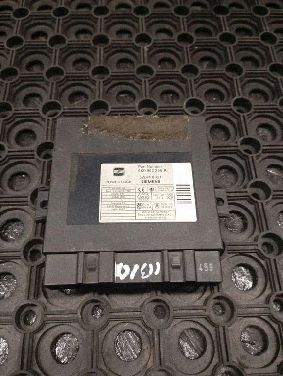 Comfort/convenience module – Seat Ibiza III (6L) (2002-2008)