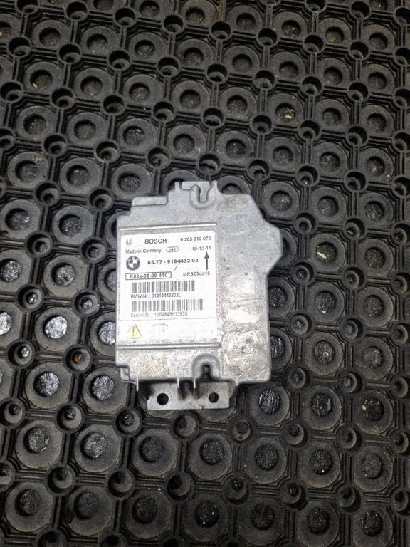 Airbag control unit/module – BMW 5 Series E60 E61 (2004-2010)