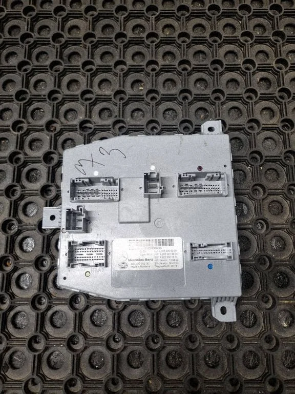 Comfort/convenience module – Mercedes-Benz C-Class W205 (2014-2021)