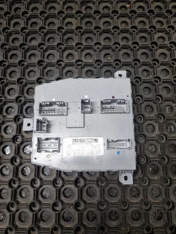 Comfort/convenience module – Mercedes-Benz C-Class W205 (2014-2021)