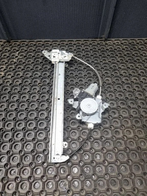 Front door electric window regulator EANCEC084