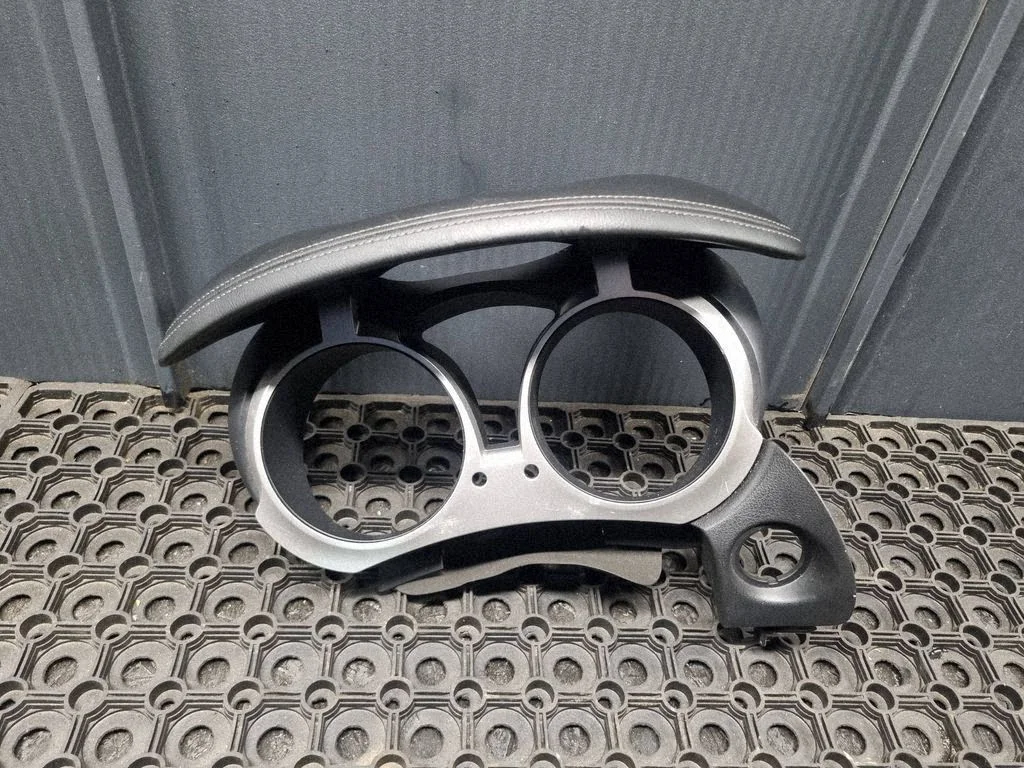 Trim molding – Nissan Juke I F15 (2010-2018)