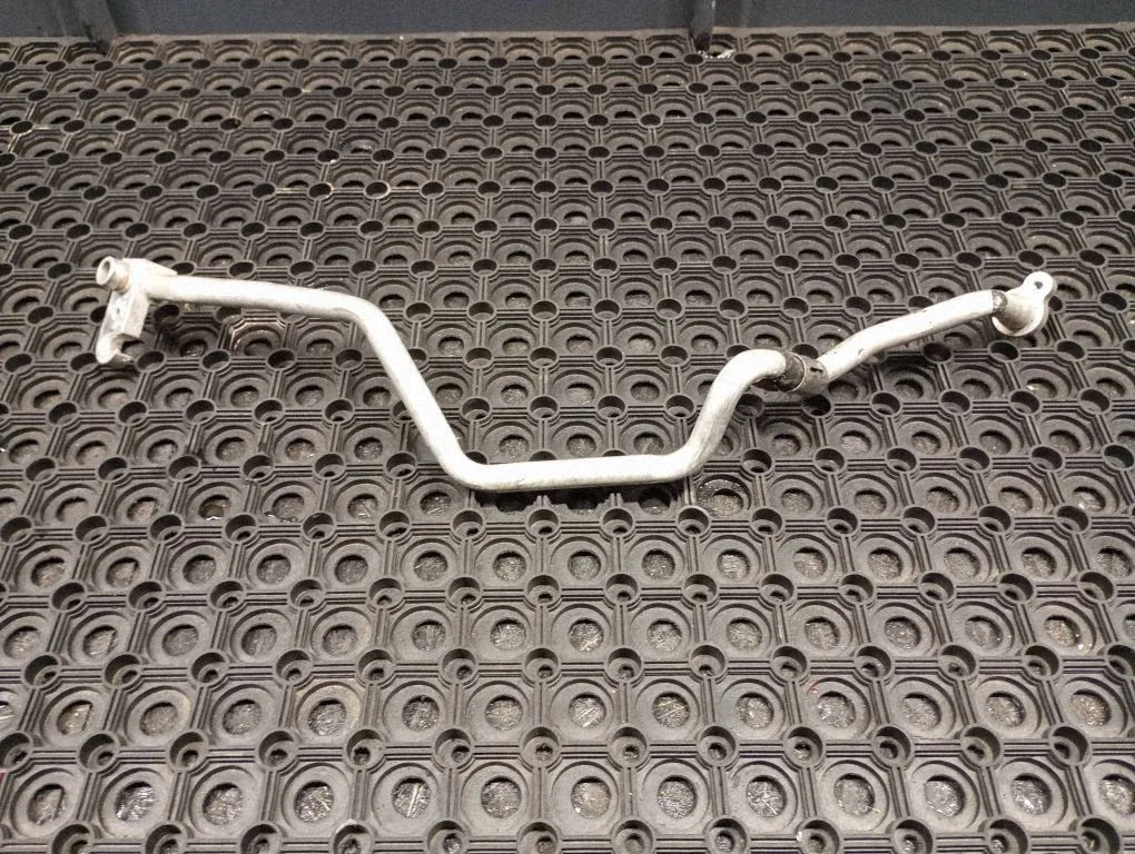 Air conditioning (A/C) pipe/hose 92450BV81A