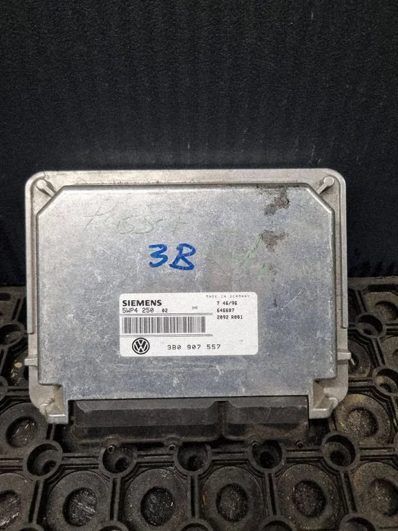 Engine control unit/module – Volkswagen Passat B5 (1997-2000)