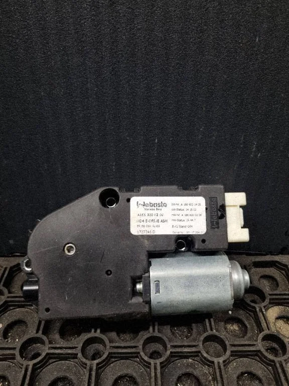 Sunroof motor/actuator – Mercedes-Benz GLE-Class AMG (W166 - C292) (2015-2019)