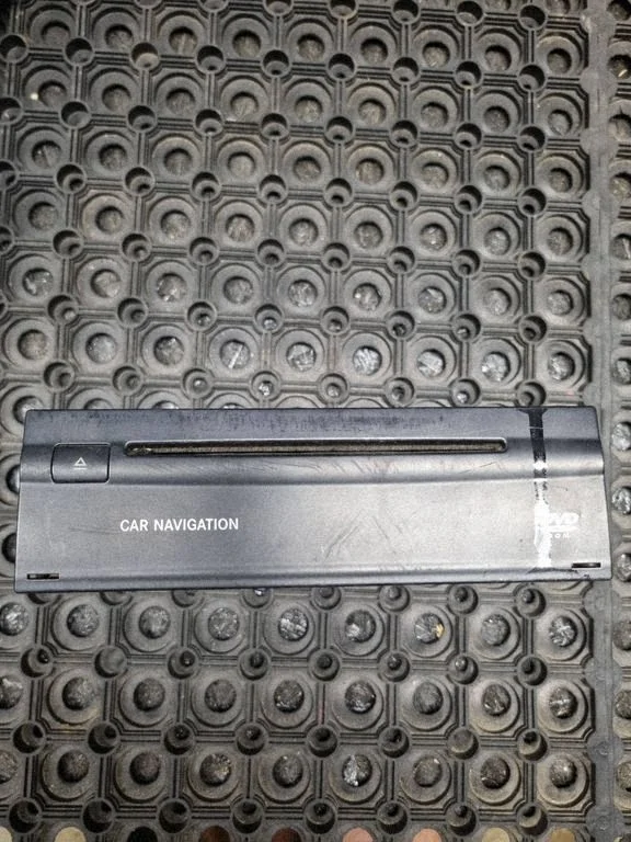 GPS navigation control unit/module – Mercedes-Benz E-Class W211 (2002-2009)
