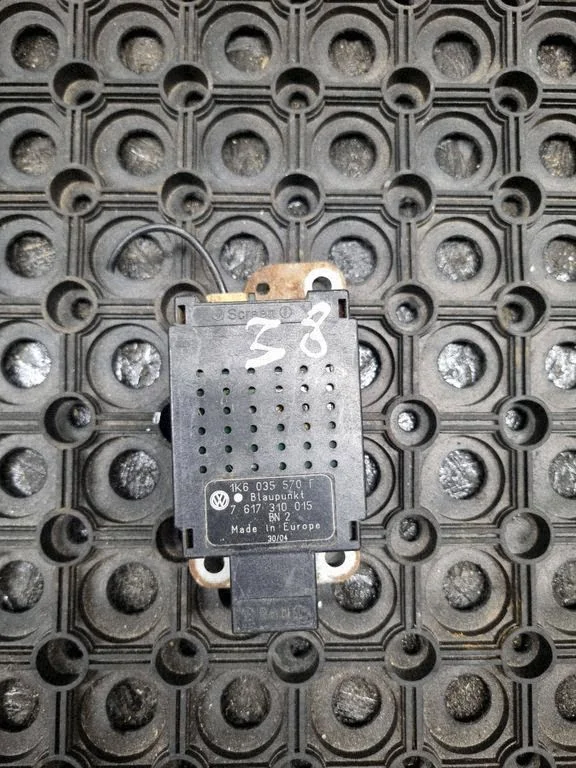 Aerial antenna amplifier 1K6035570