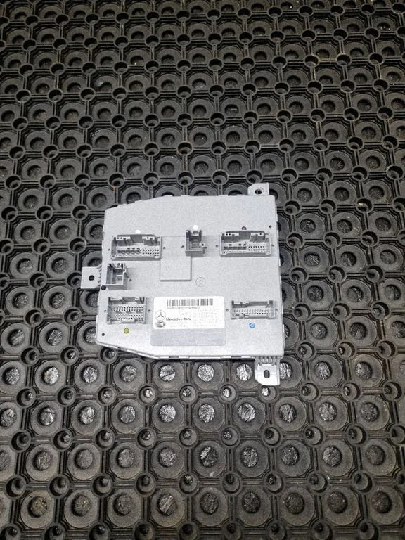 Comfort/convenience module – Mercedes-Benz C-Class W205 (2014-2021)