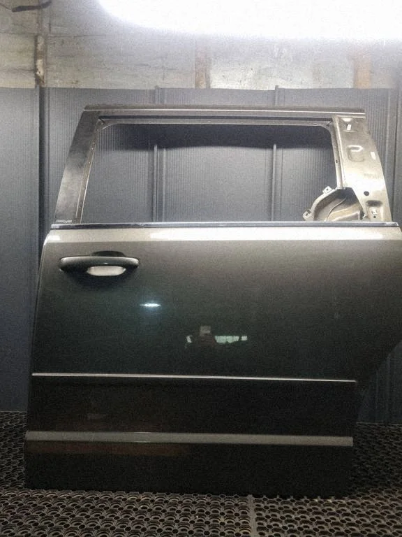 Rear door